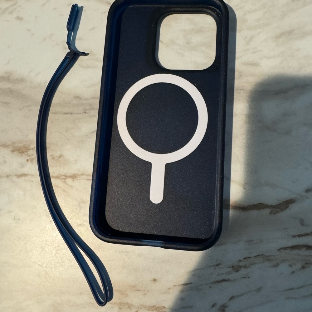 Pivet Aspect+ Ocean Blue case for iPhone 15 Pro